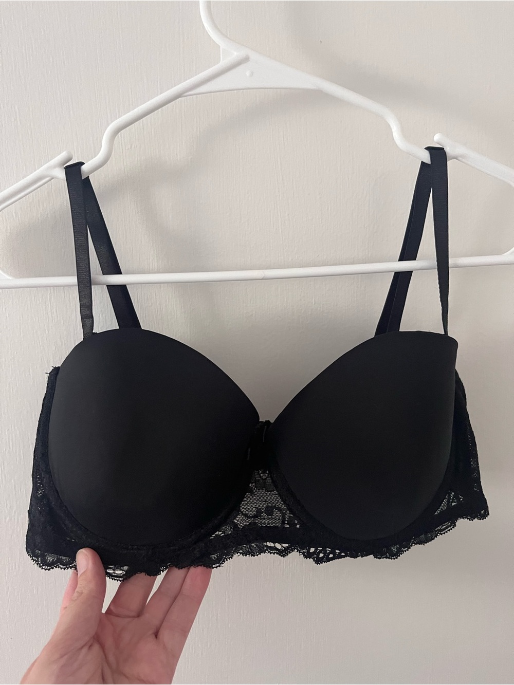 Laura Ashley Black Lace Underwire Bra Size 36C